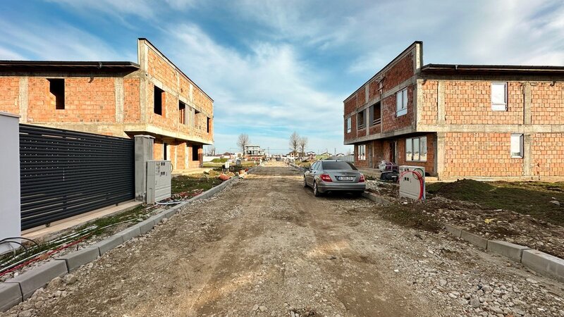 Mamina, Vidra, casa cu 4 camere, toate utilitatile,  comision 0.